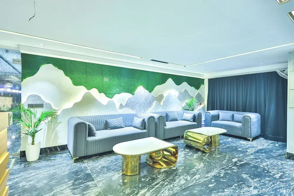 Orsom Stay Rooms with Jacuzzi Sector 53 Gurgaon