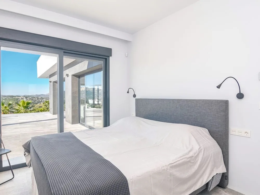 Lavish Villa in Javea With Pool, Mountain and Sea Views