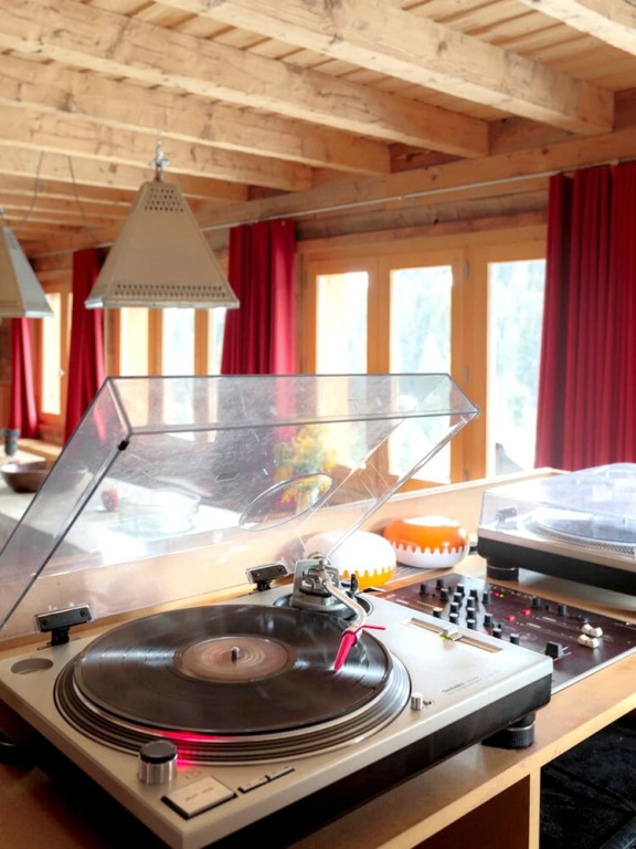Chalet With 6 Bedrooms in Méribel Mottaret, With Wonderful Mountain Vi