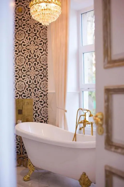 Deluxe Prince Machabeli Suite