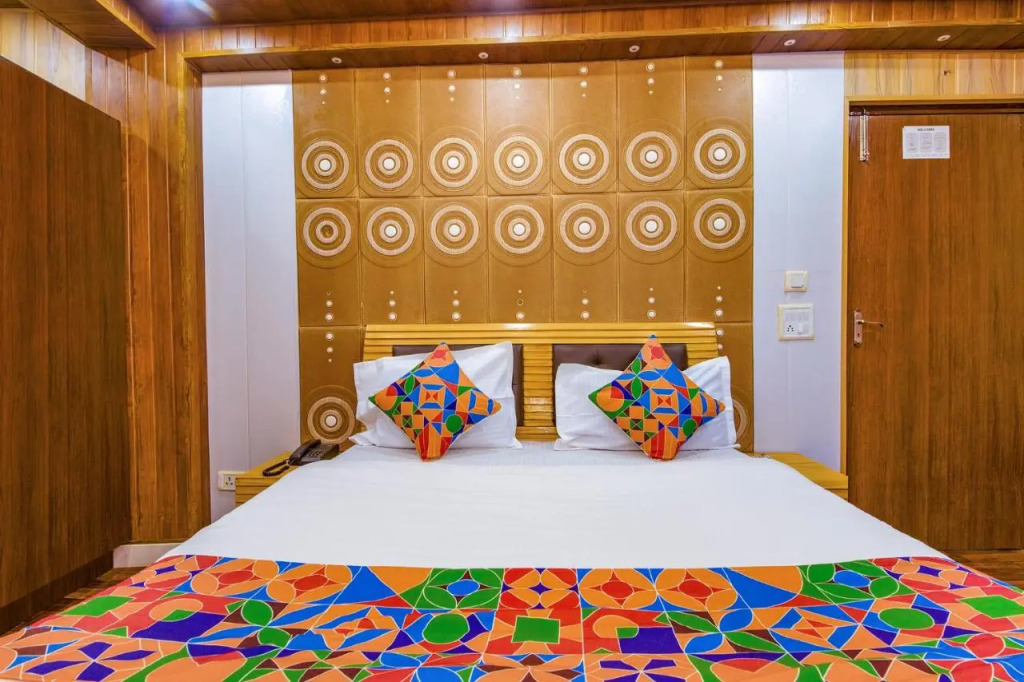 FabHotel Sapphire
