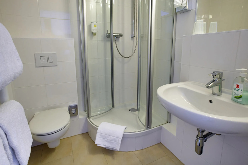 Hotel Demas City