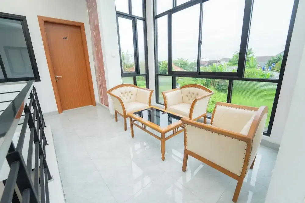 Kragilan CoLiving By ARBA