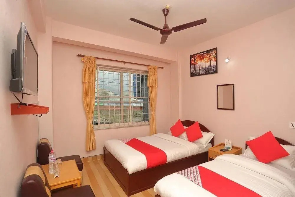 Oyo 717 Hotel Gurung Culture