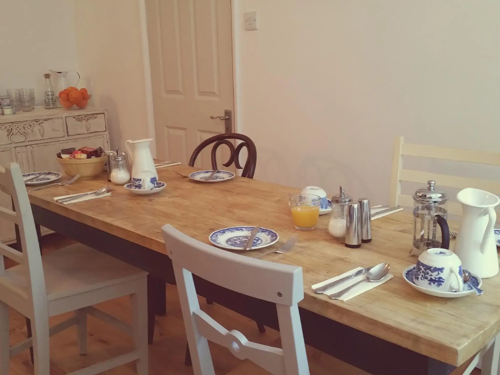 Starlings Guest House