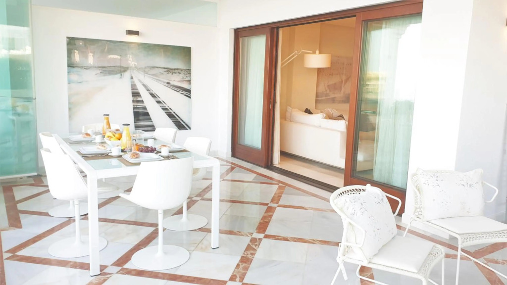 LUXURY APARTMENT FRONTAL BEACH in Doncella Beach