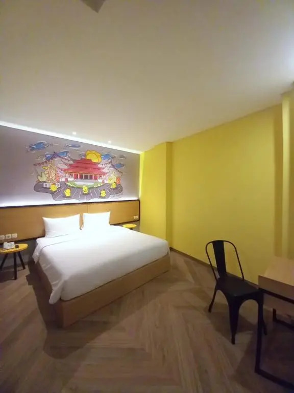 Nite & Day Hotel at Semarang - Candi