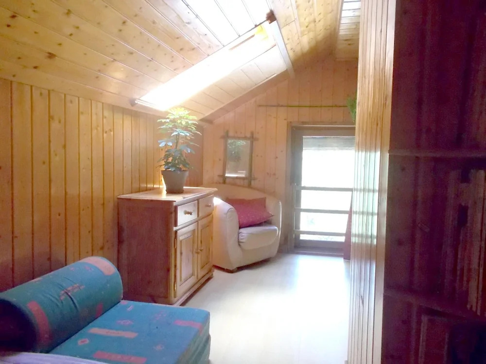 House With 2 Bedrooms in Chamblay, With Furnished Garden and Wifi