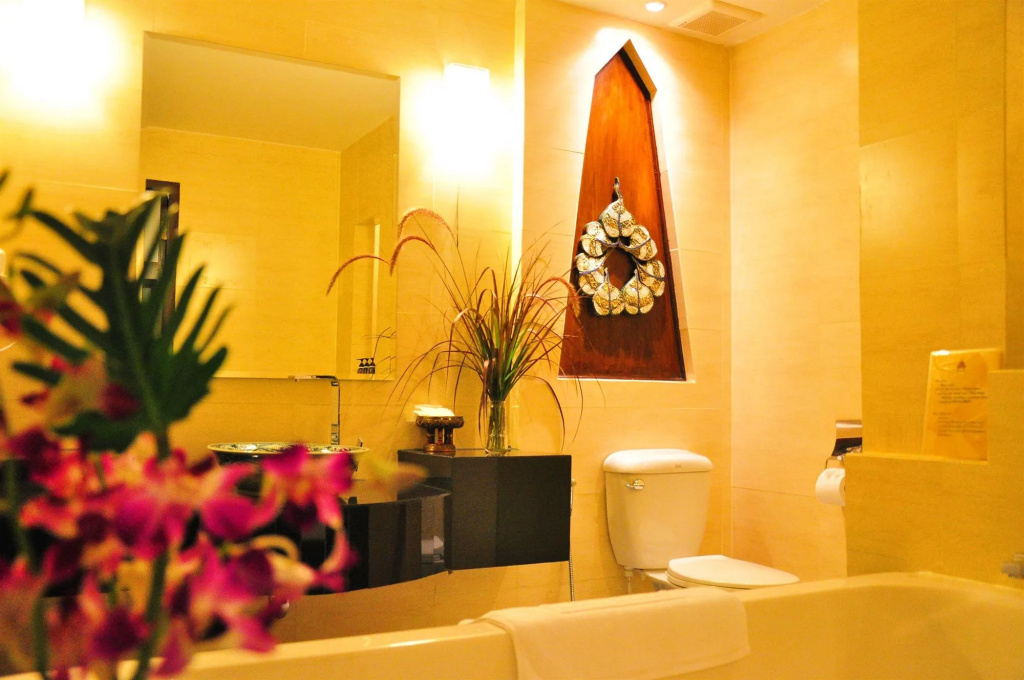 Курорт Navatara Phuket Resort