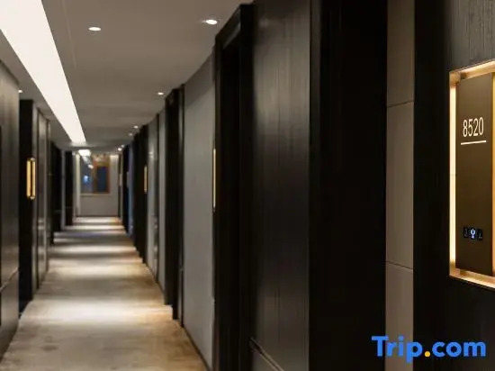 Rezen Dong Hotel (Harbin Rongchuang Leyuan Bingxue Dashijie)