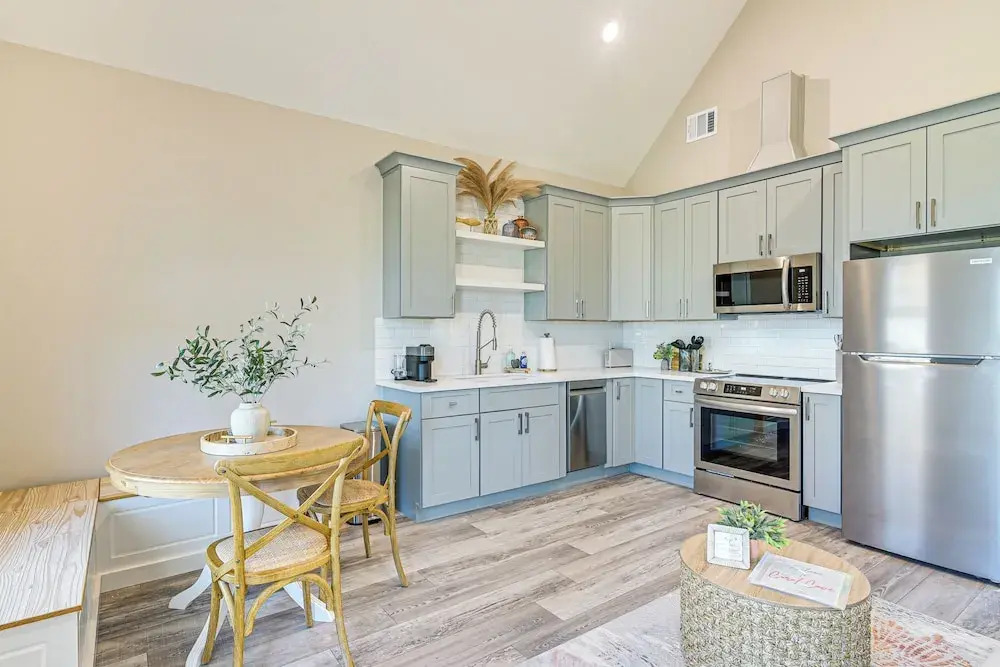 1 Mi to Galveston Beach, Seawall: New Tiny Home