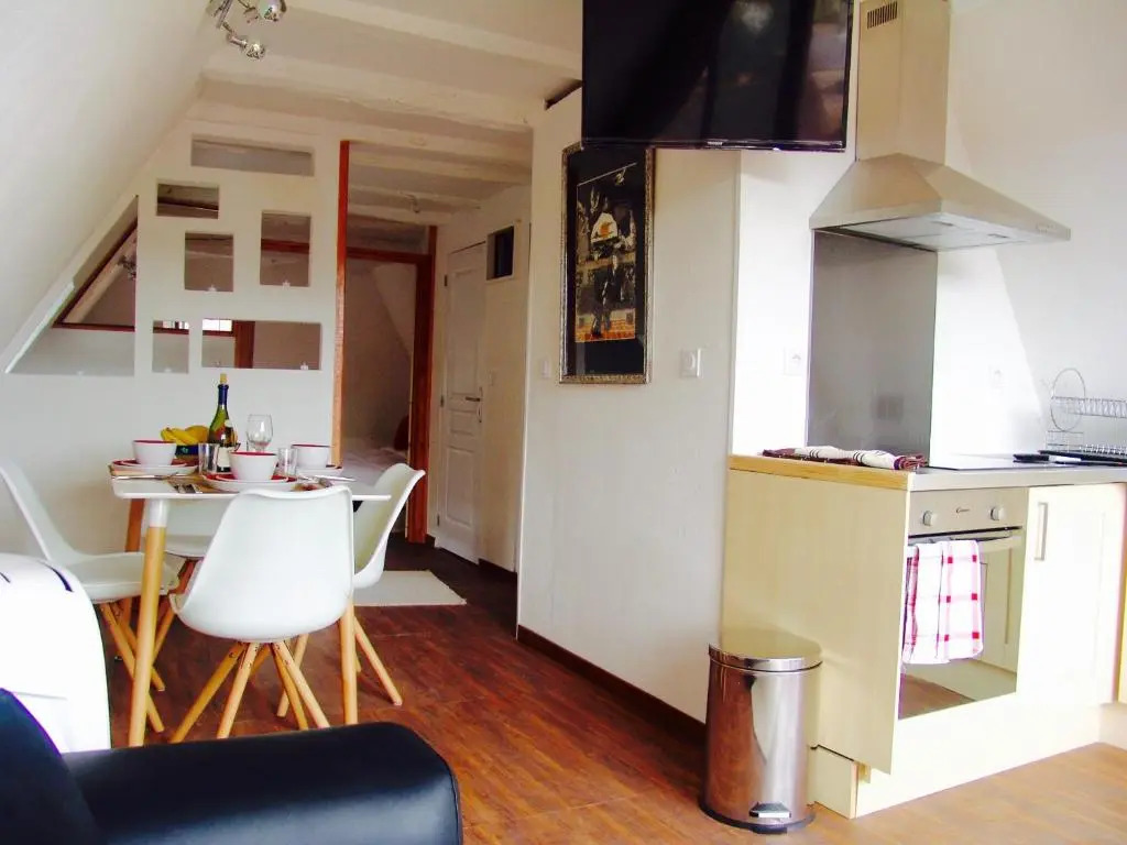 FRANRÉAL, 4 Appartements Climatisés