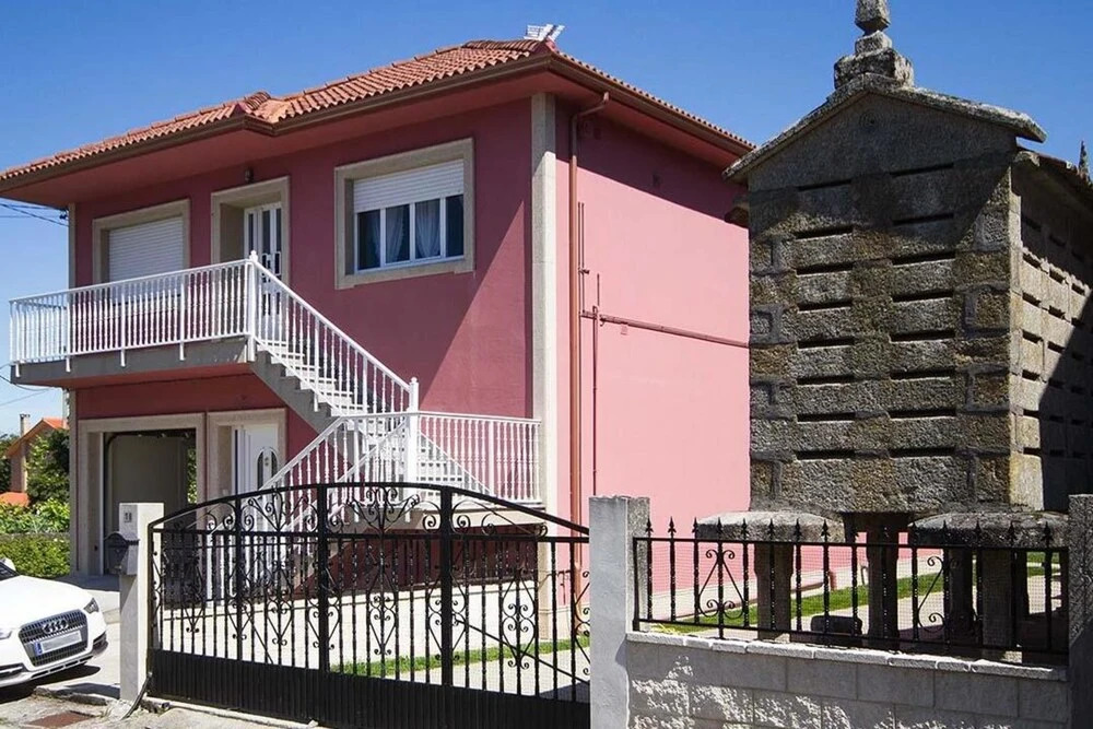 107693- House in Carnota