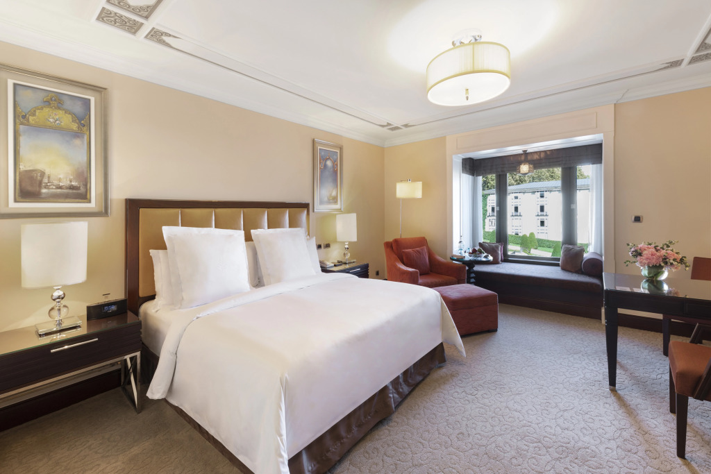 Four Seasons Hotel Istanbul at the Bosphorus