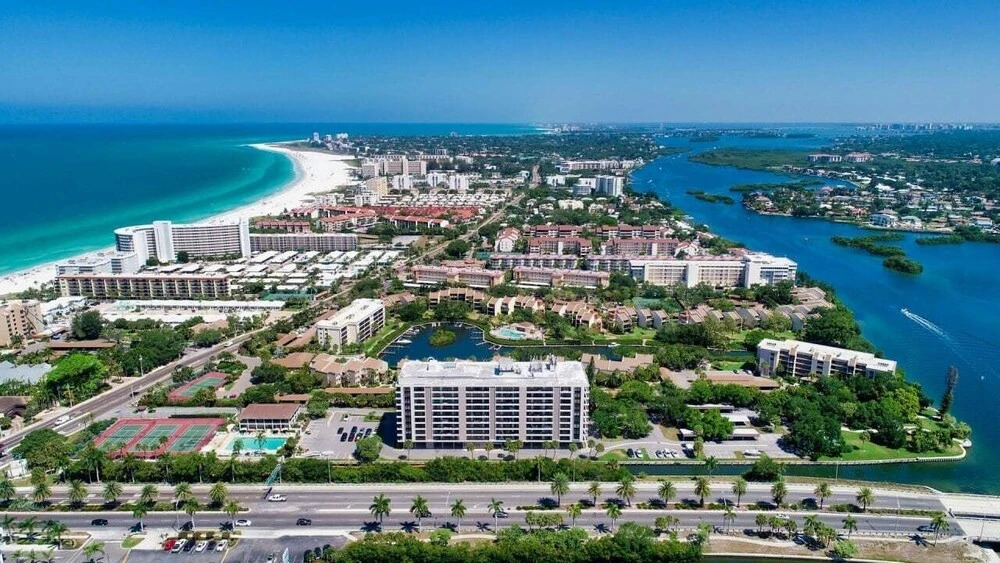 Anchorage Resort 6th Floor 2 Bedroom Condo on Siesta Key 0889