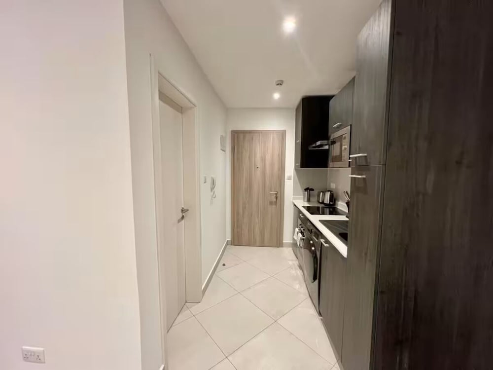 Peravi Suites at Loxwood