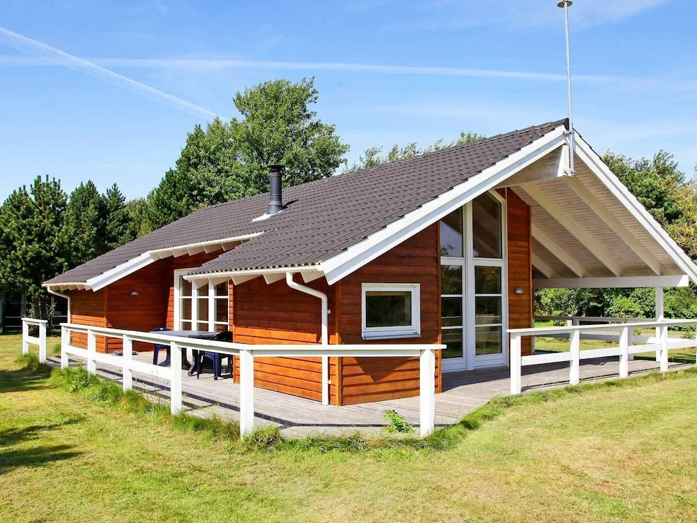 Stylish Holiday Home in Rødby With Indoor Whirlpool