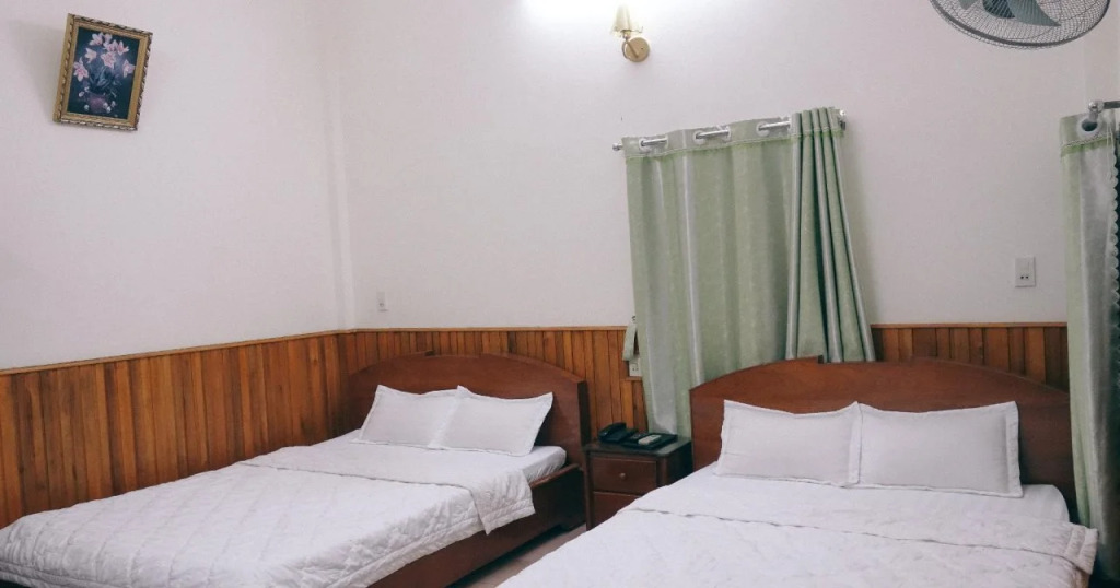 Hai Huong Hotel