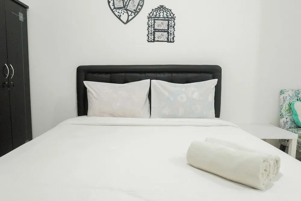 Convenient Studio at Gunawangsa Tidar Apartment
