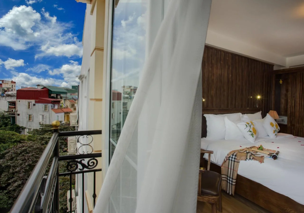Singita Classy - A Cozy Rustic Hideaway in Hanoi Old Quarter