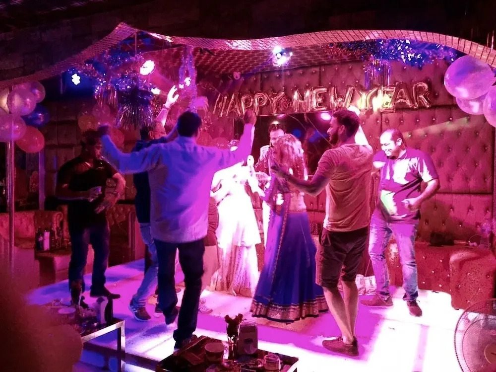 Haveeli Guesthouse and Mujra