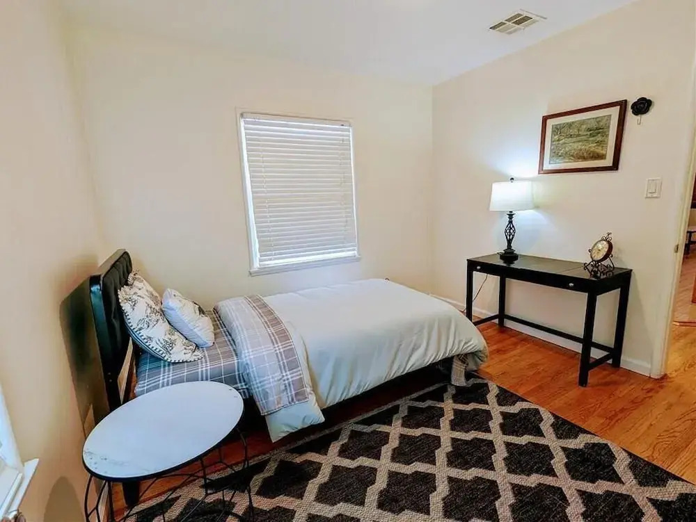 Convinient Location in Los Angeles