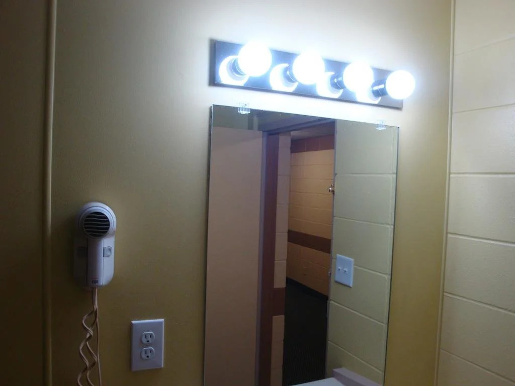 Economy Inn
