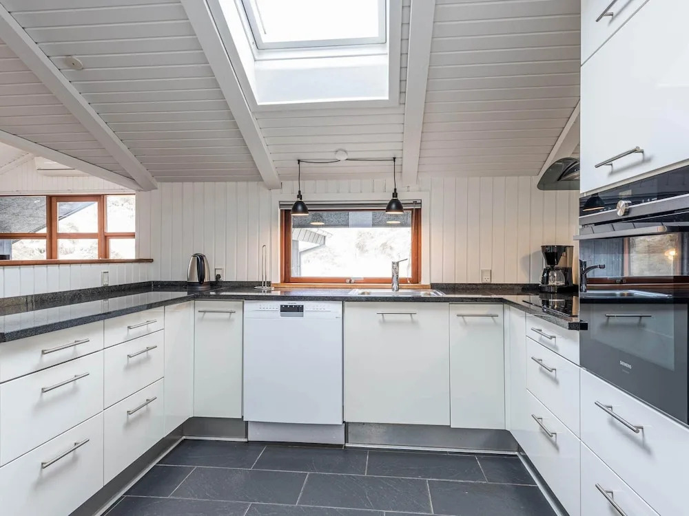 6 person holiday home in Henne