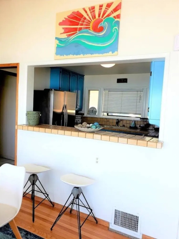 Panoramic Ocean View, 5 Br, 6 Min Walk To Beach 5 Bedroom Apts