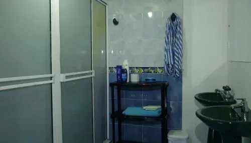 Big V Raizal Home