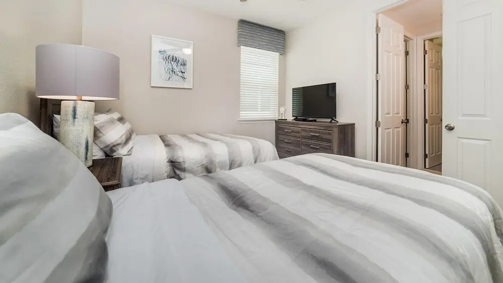 1712 Caribbean View Terrace