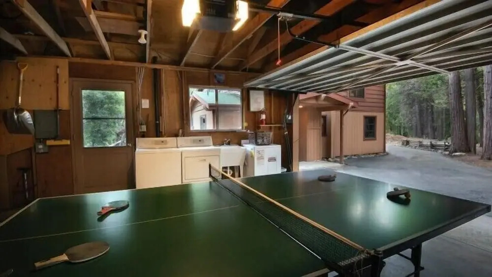 Scenic Wonders Bassett Cabin 5 Bedrooms