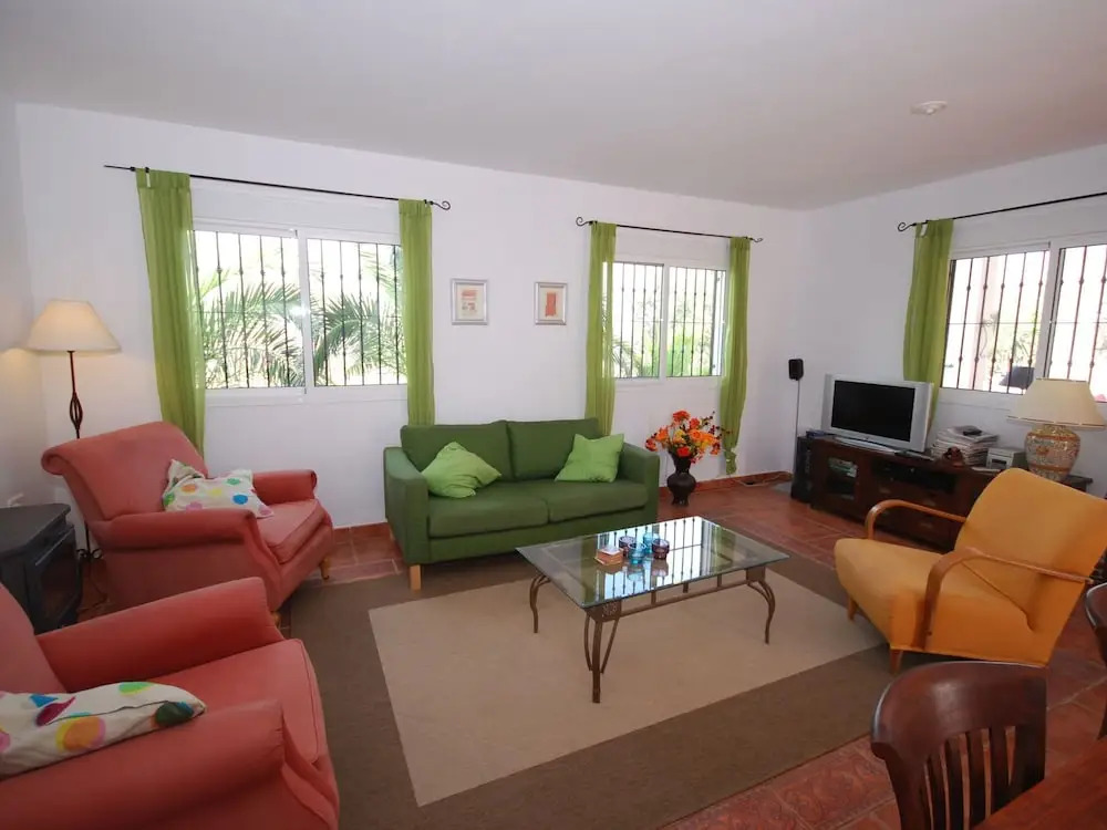 Inviting Holiday Home in Arenas With Private Swimming Pool