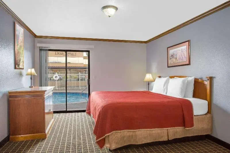 Howard Johnson by Wyndham St. George Hotel & Suites