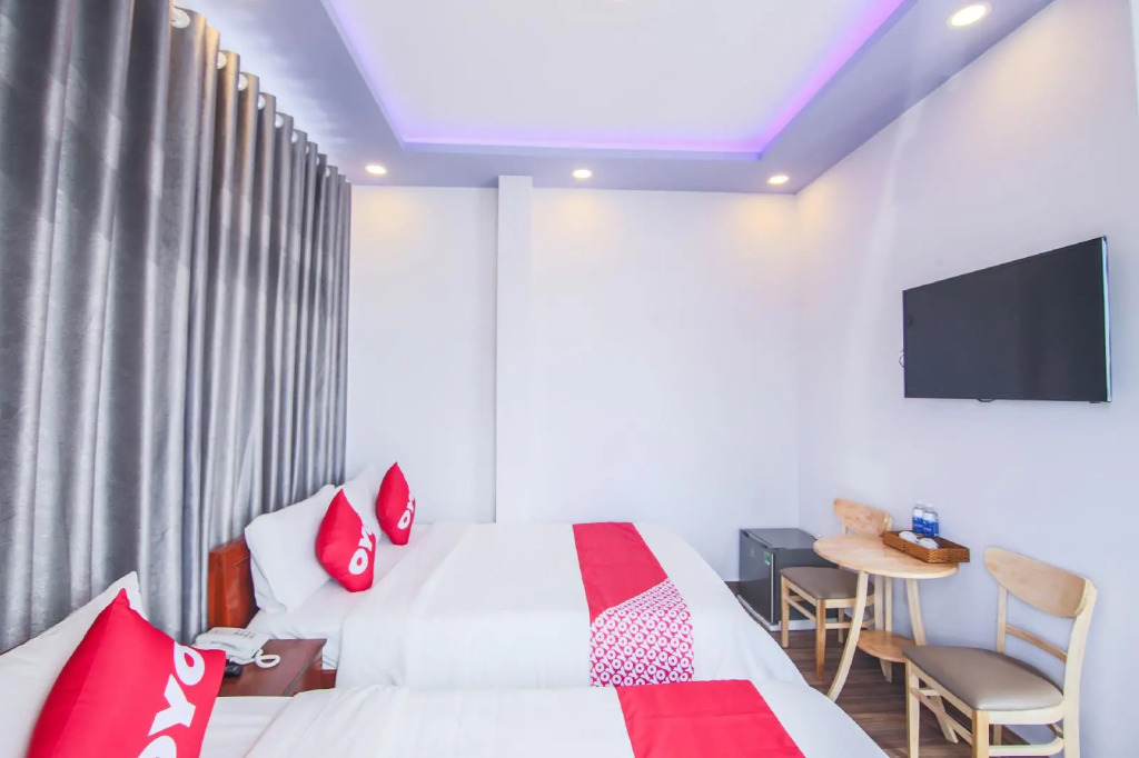 OYO 728 Thy Thy Hotel
