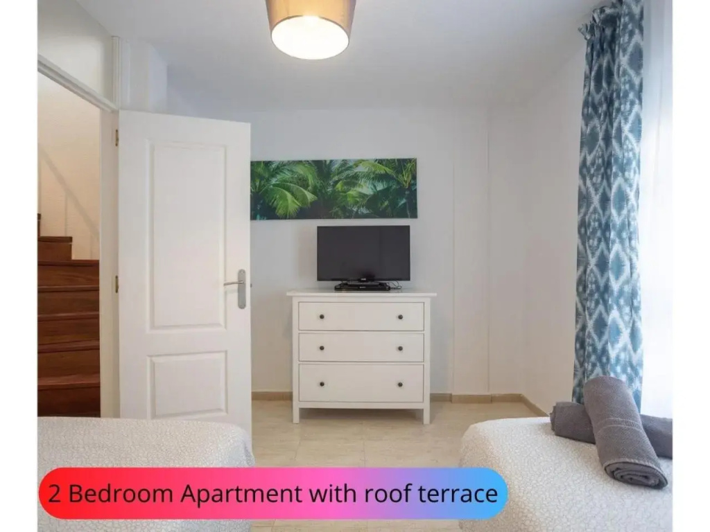 Stylish 2BR with fantastic ocean views and WiFi in Costa Adeje
