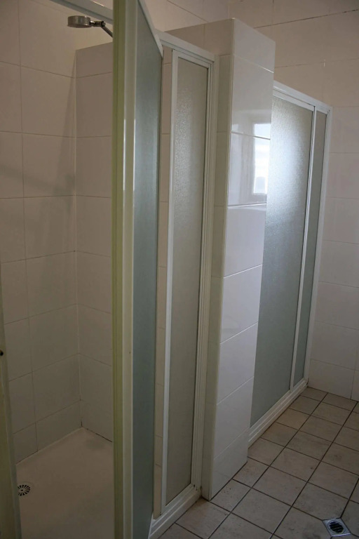 Glenelg Beach Hostel