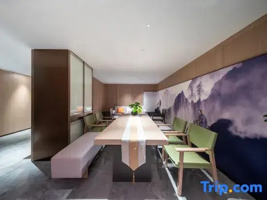 MiLan Hotel