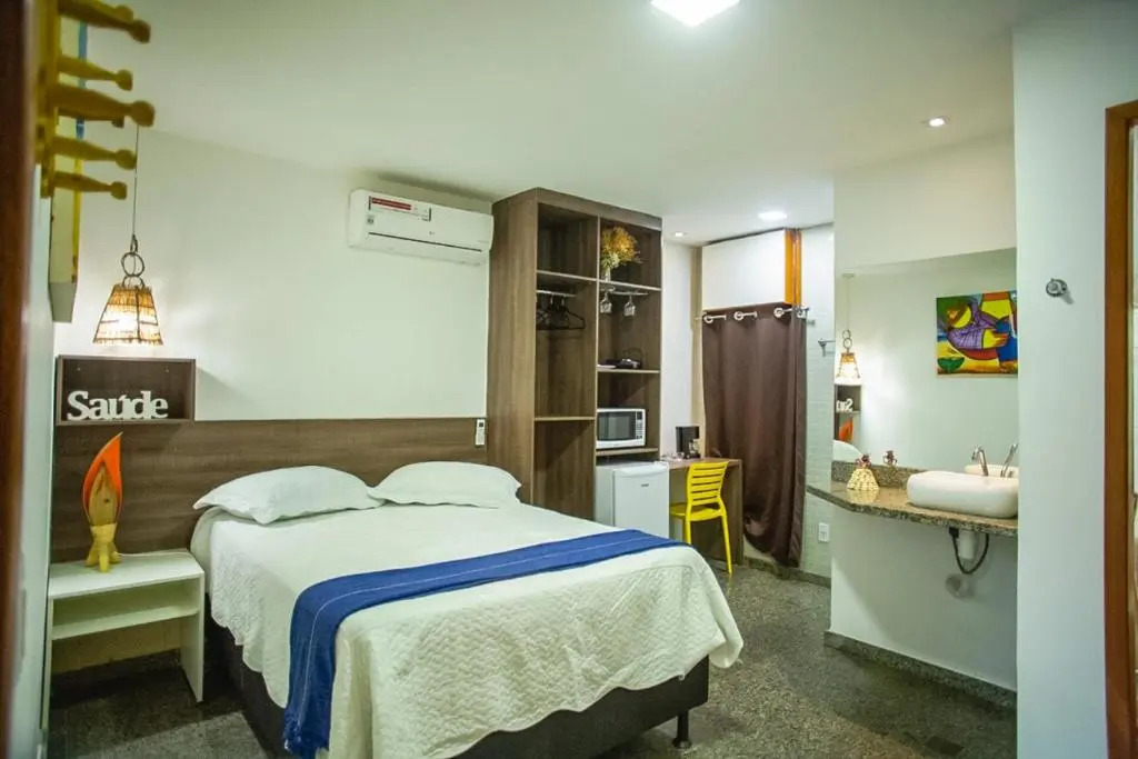 SEGUNDA CASA - Seu cantinho em Guarapari, 1 minuto a pé da Praia do Morro! Suítes confortáveis e modernas - Para casal ou para grupos de até 4 pessoas