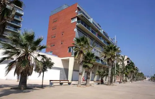 Great Sea-Side Barcelona Apartment