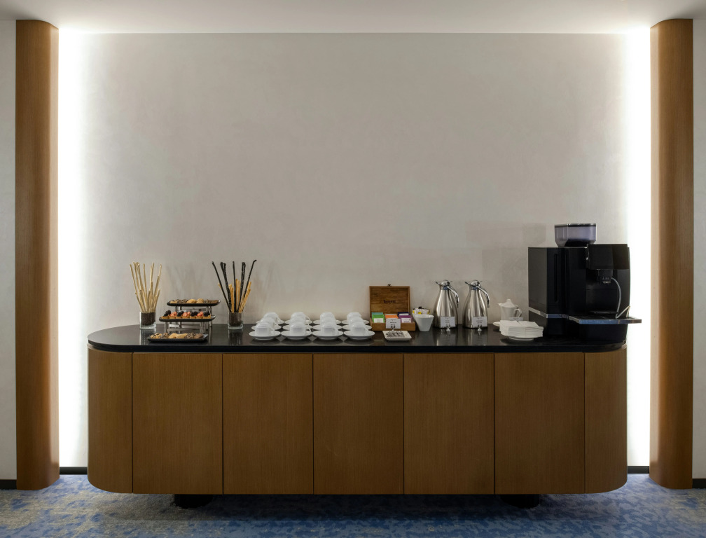 Altunizade Suites Istanbul, Curio Collection By Hilton