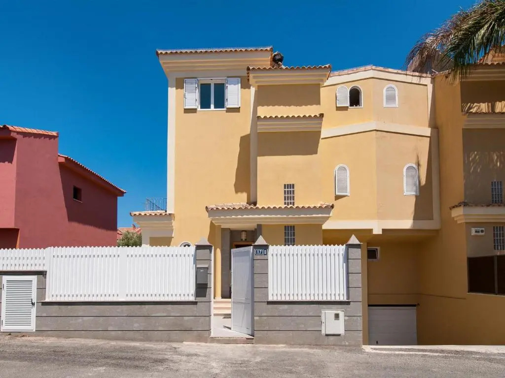 Curie with Pool by VillaGranCanaria