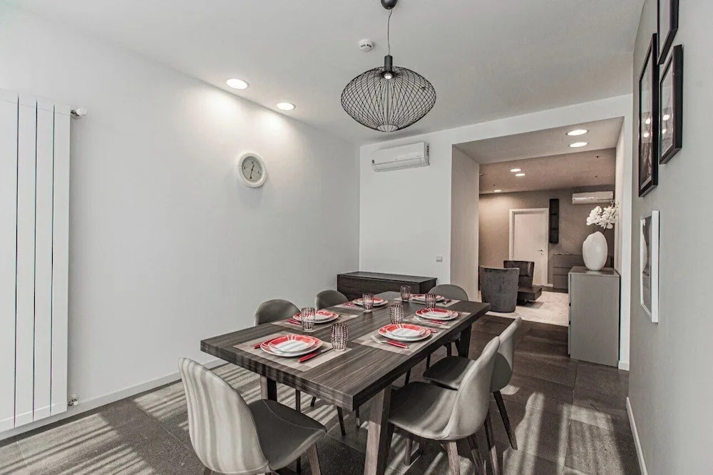 Abylai Khan Plaza Premium Apartments