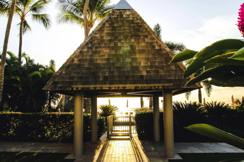 Chateau Royal Beach Resort & Spa, Noumea