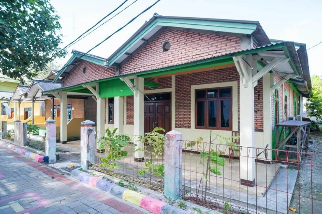 Lape Resort Syariah at Desa Wisata Pulau Untung Jawa