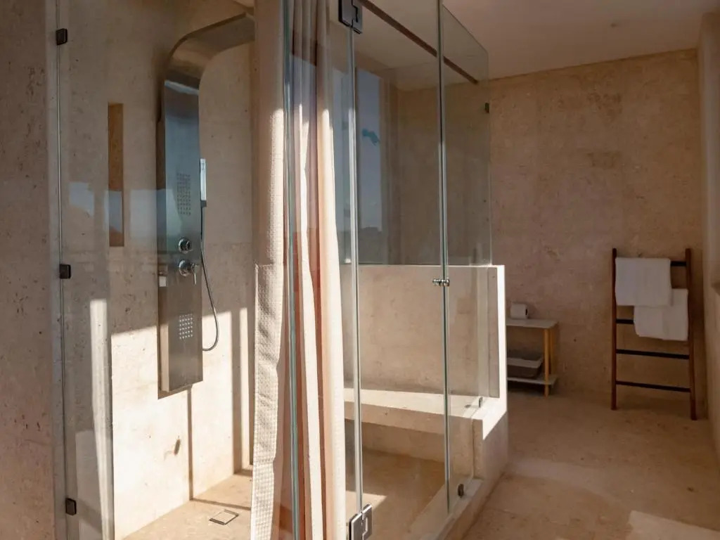 Beach Front Hotel Boutique DK House