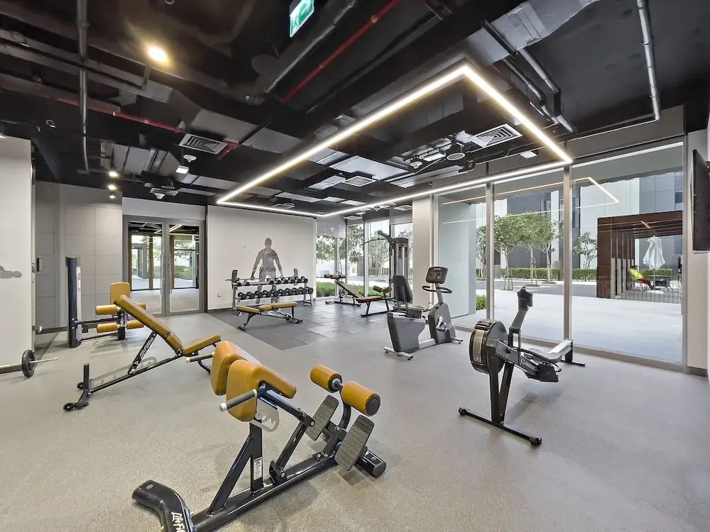 WelHome - Stylish Condo With Cityscape View in Creek Harbour