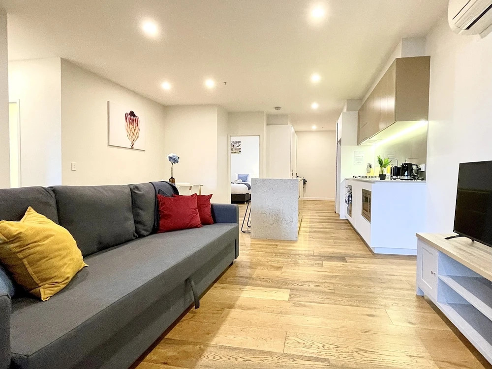 ReadySet Apartments on Rose Lane