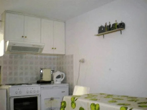 Manolis House
