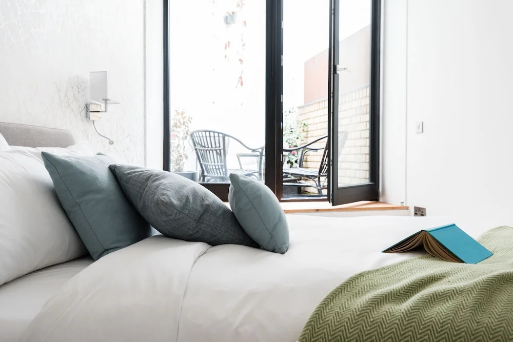 The Camden Chalet - Bright & Modern 3bdr Home With Balcony